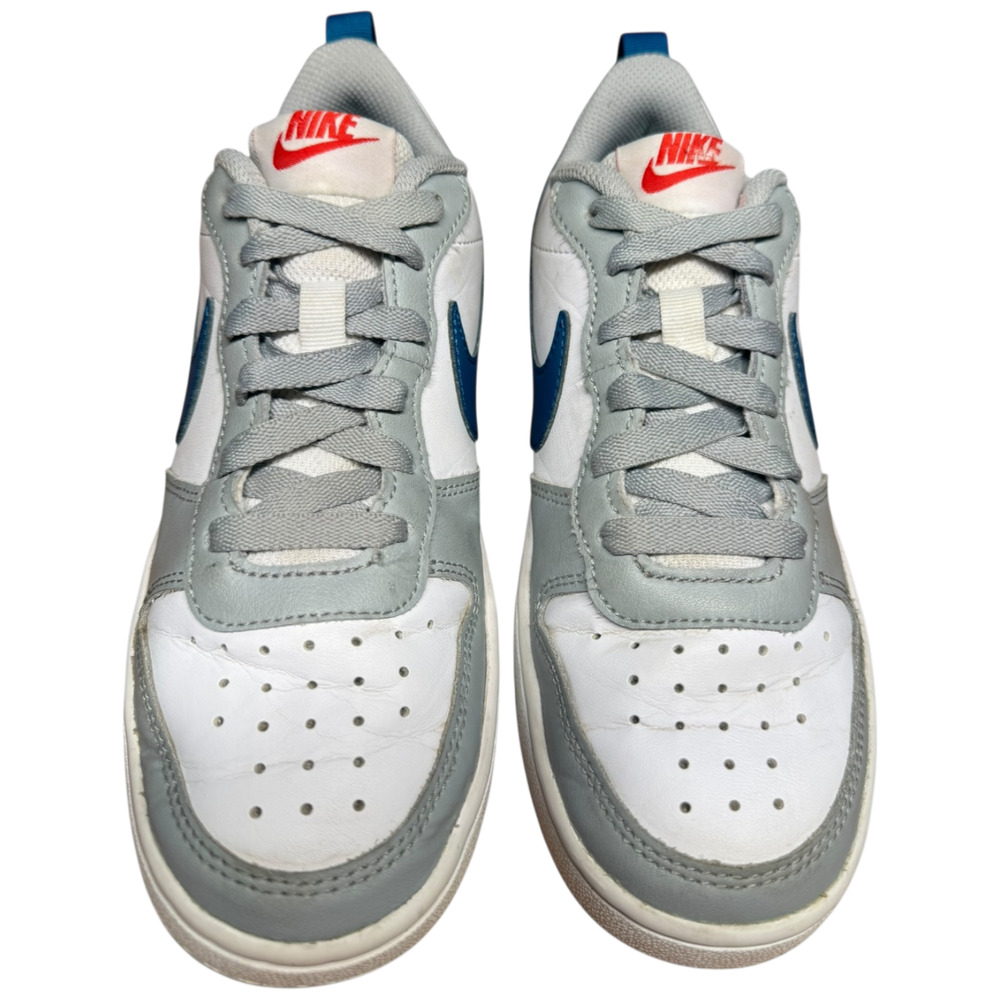 NIKE Court Borough Low 2 Boys 4Y White Grey Blue Leather Sneakers - Picture 3 of 13